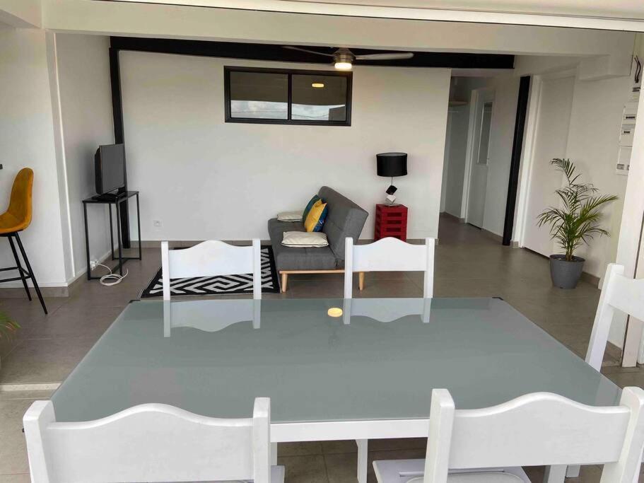 Baillif Villa Bahia - Appt F3 Vue Mer Et Montagne מראה חיצוני תמונה